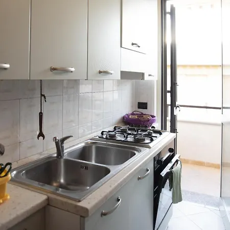 Zefiro House - *