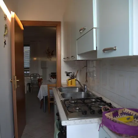 Zefiro House - *